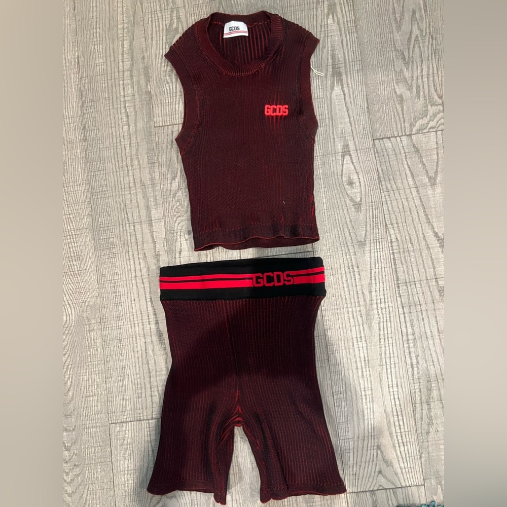 GCDS knit set